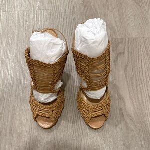 SCHUTZ Tan Woven Women's Sandals